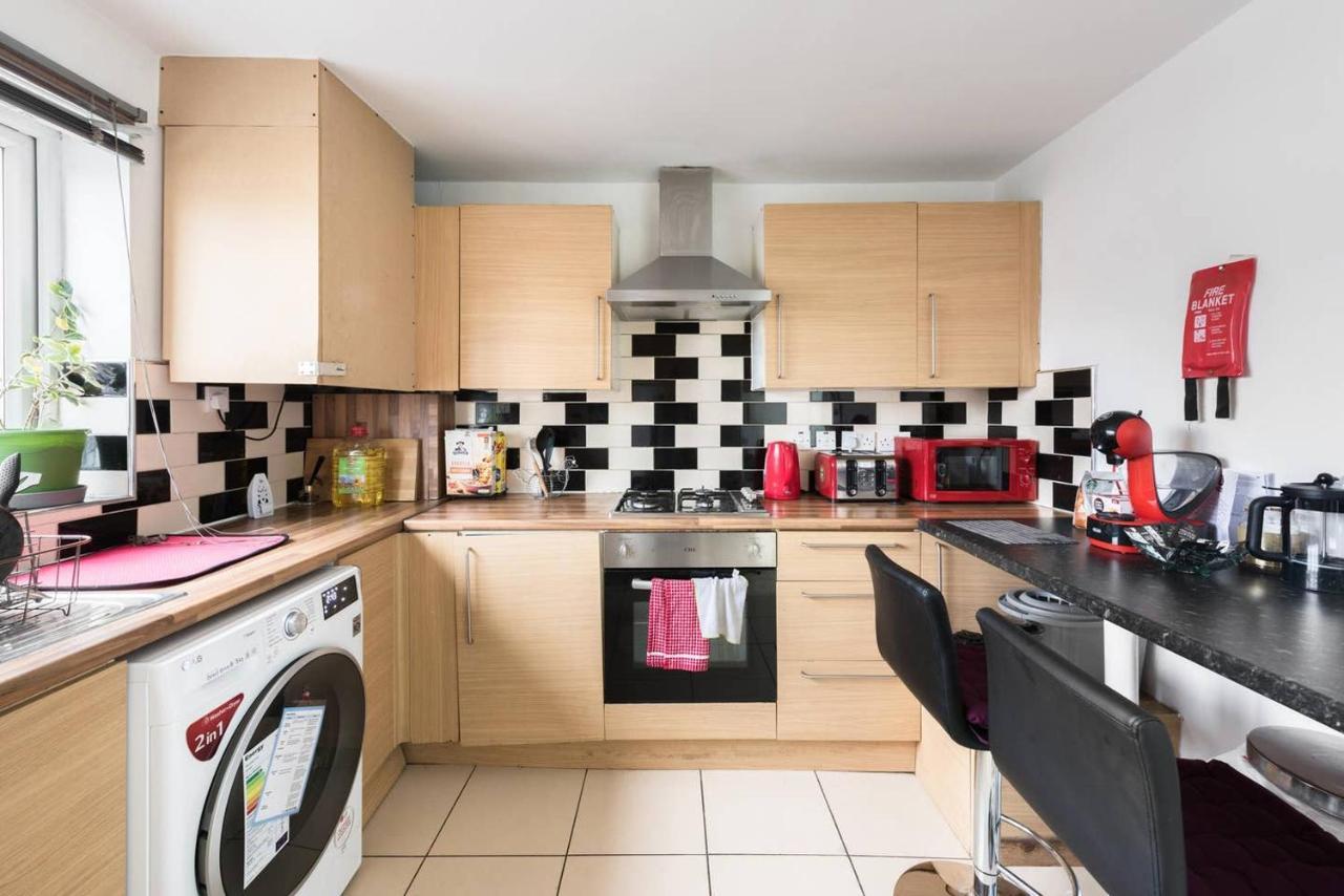145 Burnley Road Apartment London Exterior photo